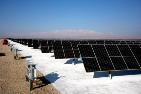 ظرفیت سمنان برای تبدیل‌شدن به قطب نیروگاه‌های انرژی‌های خورشیدی کشور – جمهورآنلاین