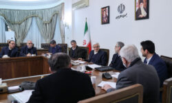 عارف: به جای تقبیح مهاجرت جوانان، رابطه‌شان را با ایران حفظ کنیم – جمهورآنلاین