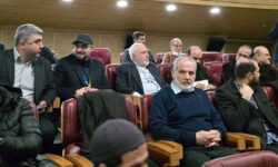 ظریف: امروز به جای التماس، موشک میسازیم