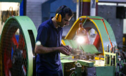 قطعی برق و گاز ۳۰۰ همت به صنایع خسارت زد – جمهورآنلاین