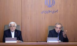 اراده جدی دولت در پیشبرد برنامه توسعه زیرساخت‌های تولید برق خورشیدی – جمهورآنلاین