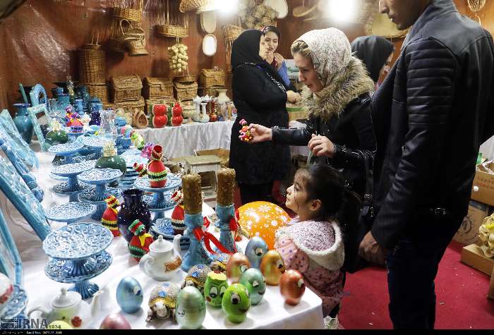 بهار در یک قاب؛ جادوی رنگ‌ها و هنر در نمایشگاه بهاره