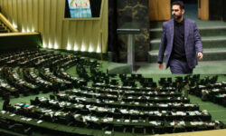 مجری ای که بازی سیاست را خورد؛ماجرای فریادهای بلند یک نماینده مجلس چیست؟ – جمهورآنلاین