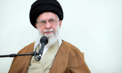 تجلیل رهبر معظم انقلاب از برنامه‌های قرآنی ماه مبارک رمضان – جمهورآنلاین