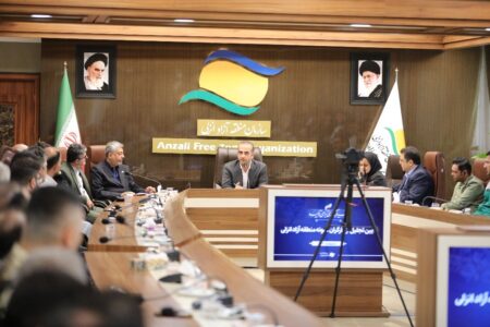 افتخار می‌کنیم که در خدمت کارگران و کارمندان زحمت‌کش هستیم – جمهورآنلاین