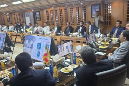 بازدید مدیر عامل گروه سرمایه‌گذاری اهداف از پتروشیمی مارون