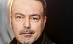  ترجیح می‌دهم در کنار مردم کشور عزیزم باشم