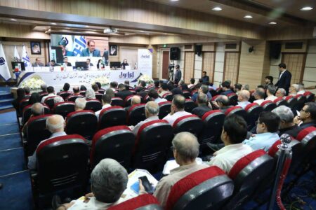 تشکر سهامداران از ثبت بی‌نظیرترین سال ایرانول با شکستن رکورد تولید، فروش و سود