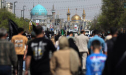 سلام زائران خارجی به «بچههای امام رضا (ع)»