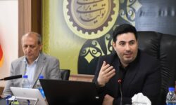 ظلم مضاعف بیمه مرکزی و بیمه های تجاری در حق کشاورزان