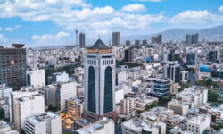 تقویت نقش بانک توسعه صادرات ایران در حمایت از بخش‌های مولد اقتصاد کشور