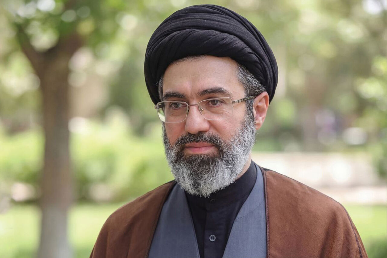 پیام درباره‌ی حماسه عظیم بدرقه آقای شهید ایران و تبیین مسائل مهم کشور – جمهورآنلاین