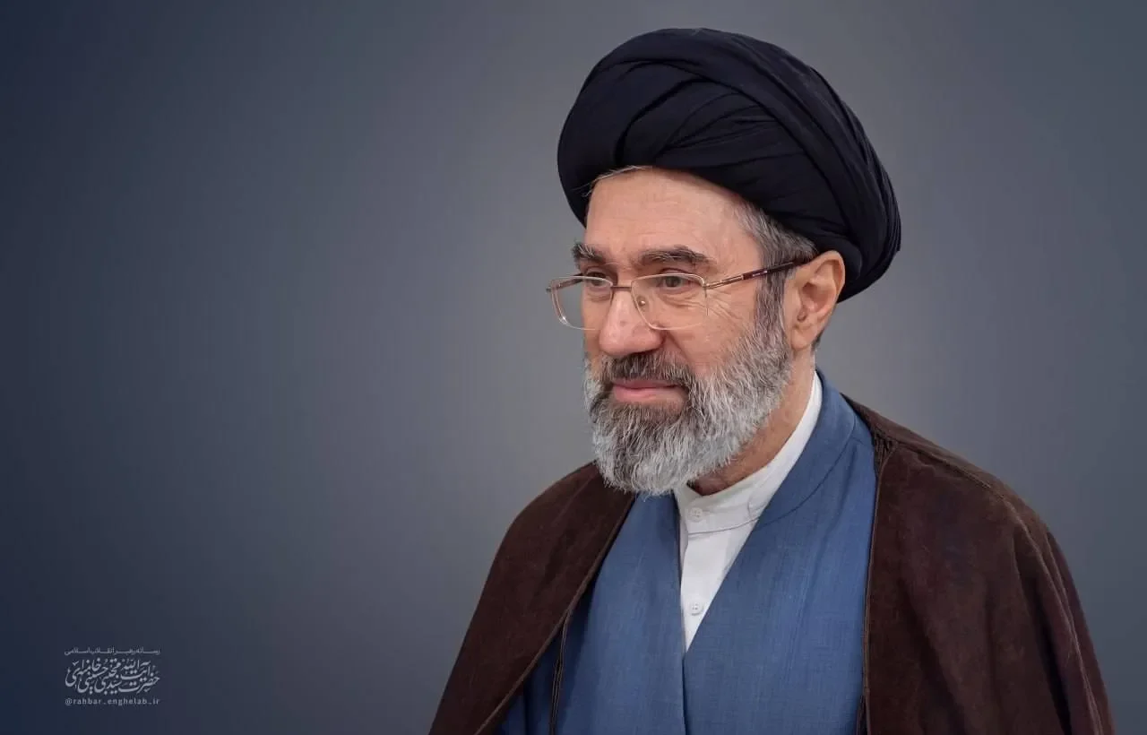 رهبر انقلاب: اختلاف‌افکنی میان مسلمانان، خدمت به دشمن است/ دشمن به دنبال پاره‌پاره کردن امت اسلام با بهانه‌های قومی و فرهنگی