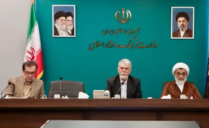 وزیر فرهنگ: فاجعه مدرسه میناب پرچم مظلومیت ایران و سلاحی بازدارنده در برابر جنگ‌های غلط است