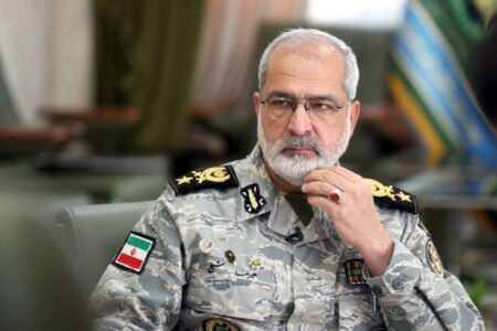 امیر سرتیپ شیخ:اعتقاد سنگری است که سربازان را از تیررس دشمنان در امان نگه می‌دارد – جمهورآنلاین