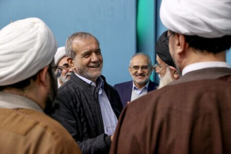 قدرت ملی ما ابتدا با همراهی مردم تضمین می‌شود – جمهورآنلاین