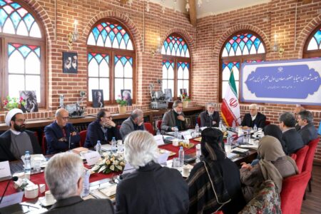 دکتر عارف: هنر و هنرمندان پایه تعالی، فرهنگ و رشد ایران هستند