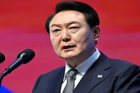 رئیس‌جمهور تعلیق‌شده کره‌ جنوبی سرانجام بازداشت شد – جمهورآنلاین