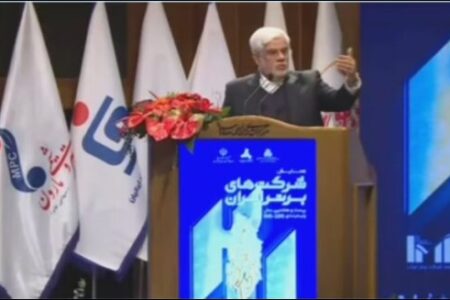 عارف: اگر نتوانیم رقابت مبتنی بر تحقیق و توسعه داشته باشیم در دنیا له می‌شویم – جمهورآنلاین