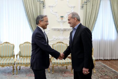 اکو بستر مناسبی برای همگرایی و تعاملات میان کشورهای اسلامی است – جمهورآنلاین