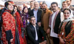 ما می‌خواهیم با همه برادران خود در دنیا در صلح و آرامش زندگی کنیم – جمهورآنلاین