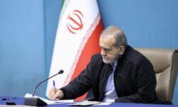 جشنواره کتاب رشد باید زمینههای رشد همگان را برای دستیابی به ایرانی آباد فراهم سازد