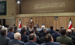 راهپیمایی ۲۲ بهمن پیام اتحاد ملت مقابل تهدیدهای احمقانه دشمن – جمهورآنلاین