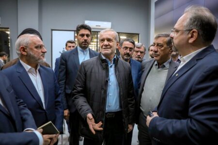 بازدید دکتر پزشکیان از شرکت دانش‌بنیان فناپ در پارک علم و فناوری پردیس – جمهورآنلاین