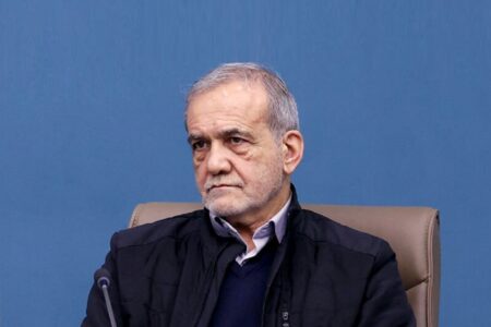 بنای دولت تلاش مجدانه برای حل مشکلات معیشتی مردم است – جمهورآنلاین