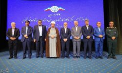 قرائت پیام تقدیر”سردار سلامی”از مرکز وکلا در همایش حقوق عامه – جمهورآنلاین