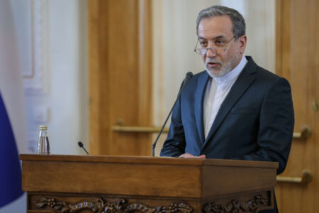 عراقچی: نیت ما رسیدن به توافق شرافتمندانه از موضع برابر است