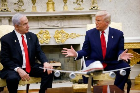 روایت رسانه‌های آمریکایی از مسیر مذاکره غیرمستقیم ایران و آمریکا