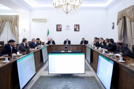 تعرفه خودروهای «هیبریدی وبرقی» بدون تغییر باقی ماند – جمهورآنلاین