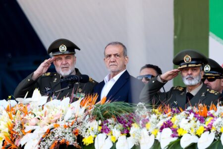 با حضور ارتش، ایران در منطقه به‌عنوان قدرتی بلامنازع شناخته می‌شود – جمهورآنلاین