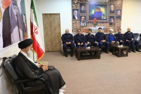 نماینده‌ ولی فقیه و امام جمعه اهواز در دیدار نوروزی مدیرعامل شرکت فولاد خوزستان – جمهورآنلاین