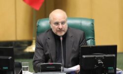 مسئولان باید به سنت‌های الهی و قدرت مردم تکیه کنند