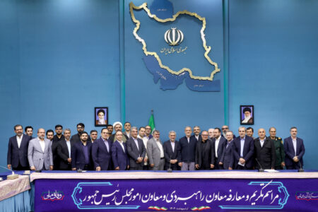 دکتر دبیری و دکتر ظریف خدمات زیاد و ارزشمندی به کشور و مردم کردند – جمهورآنلاین