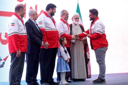 فریادرس انسان‌ها بودن، وظیفه انسانی و دینی ماست – جمهورآنلاین