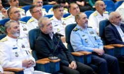 حضور نیروهای ایرانی در آبهای بینالمللی را افتخاری ملی و نماد اراده و خودباوری است – جمهورآنلاین