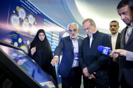 اگر با مردم و نخبگان خودمان توافق کنیم، نیازی نیست معطل توافق در خارج از کشور باشیم – جمهورآنلاین