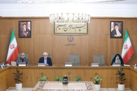 موضع‌گیری شخصی برخی به روابط رو به بهبود با کشورهای اسلامی و منطقه آسیب می‌زند – جمهورآنلاین