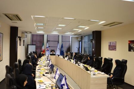 اختیارات و ظرفیت‌ها را برای کارکنان افزایش دهیم – جمهورآنلاین