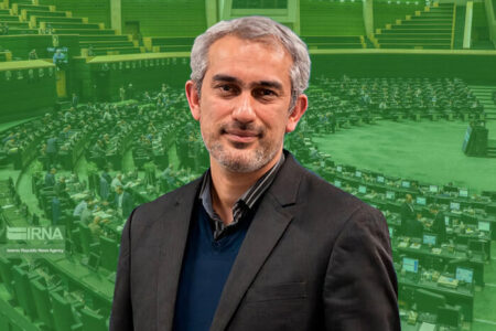 وزیر اقتصاد دولت چهاردهم مدنی زاده شد – جمهورآنلاین