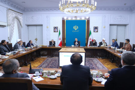 چرا یک مسئول باید به خود اجازه دهد که به مردم دروغ بگوید – جمهورآنلاین