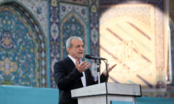 کشور متعلق به همه اقوام، مذاهب و اقشار است + عکس