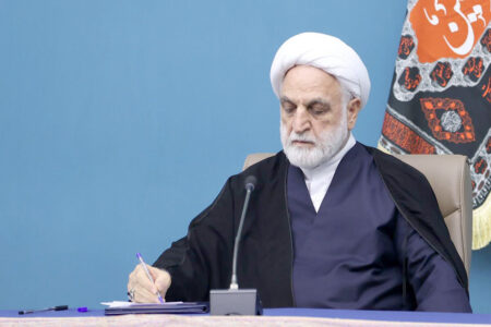 صهیونیست‌ها دشمن حقیقت و روشنایی هستند