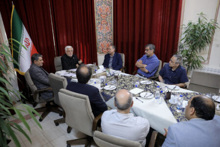 نظر حاکمیت کماکان انجام مذاکره با اقتدار است – جمهورآنلاین