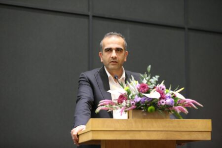 طاعتی مقدم در آیین تجلیل از عوامل اجرایی ستاد هماهنگی خدمات سفر نوروزی منطقه آزاد انزلی: بزرگ‌ترین سرمایه این سازمان رضایتمندی فعالین اقتصادی و شادی مردم است