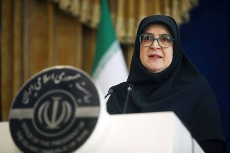 ایرانی اجازه نخواهد داد دشمن کوچکترین غباری بر عبای مقام معظم رهبری بنشاند – جمهورآنلاین