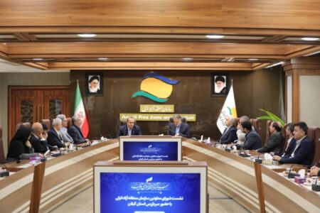 رئیس‌کل بازرسی گیلان: منطقه آزاد انزلی می‌تواند نقش مؤثری در رونق شاخص‌های مختلف اقتصاد دریا محور ایفا كند